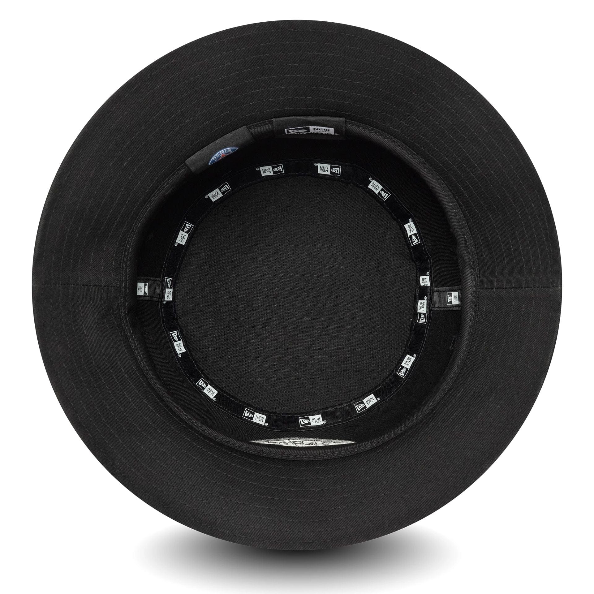 This is a Paris Saint-Germain Tonal Black Bucket Hat 5