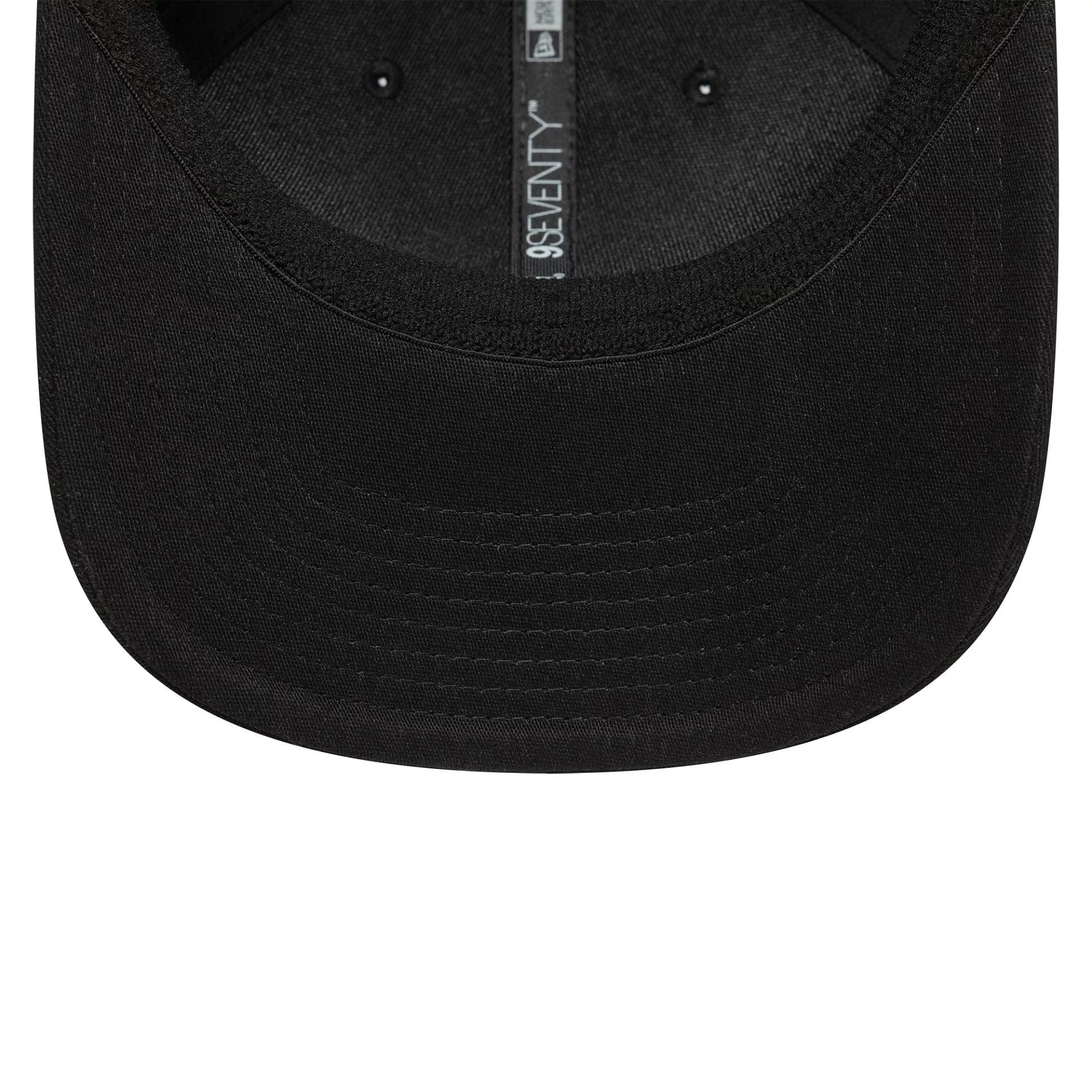 This is a Paris Saint-Germain Tonal Black 9SEVENTY Stretch Snap Adjustable Cap 5