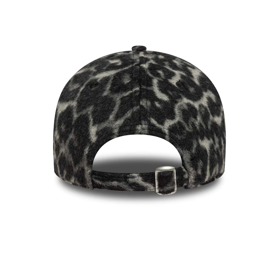 This is a LA Dodgers MLB Cosy Leopard Grey 9FORTY Adjustable Cap 6