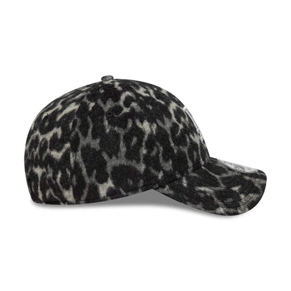 This is a LA Dodgers MLB Cosy Leopard Grey 9FORTY Adjustable Cap 5