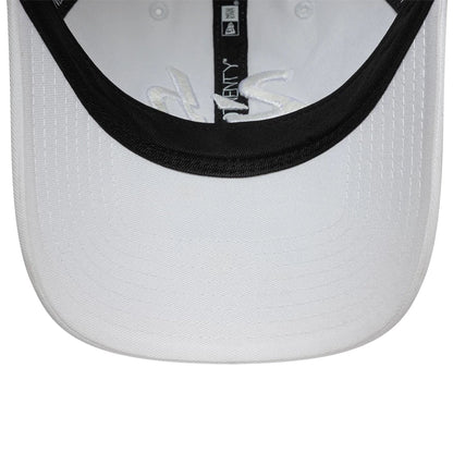 This is a 24HR Le Mans Country White 9TWENTY Adjustable Cap 5