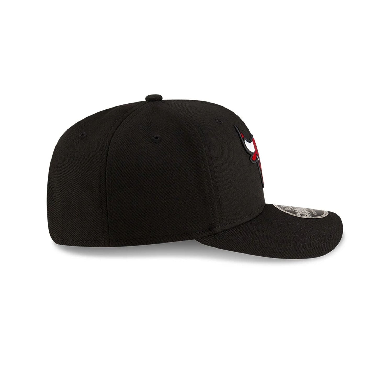 This is a Chicago Bulls NBA Team Black 9SEVENTY Stretch Snap Adjustable Cap 6