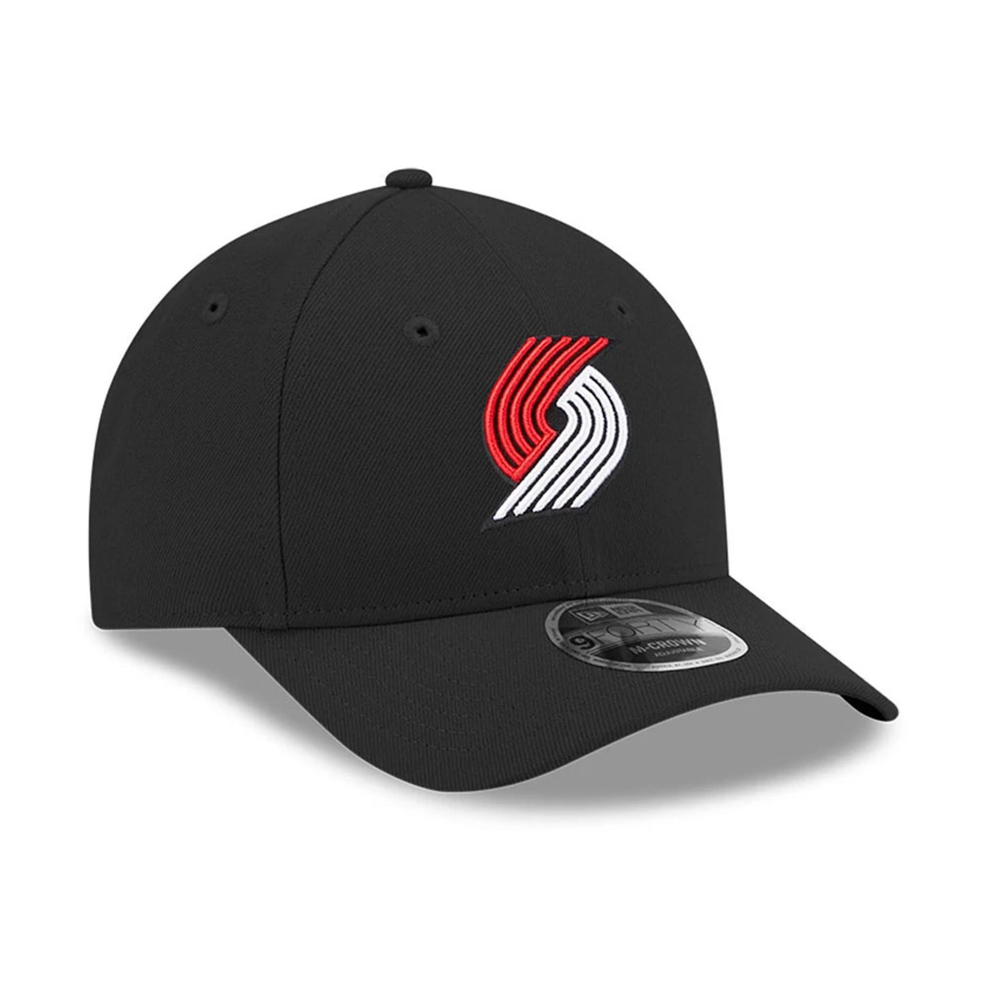 This is a Portland Trail Blazers NBA Team Black 9FORTY M-Crown Adjustable Cap 3