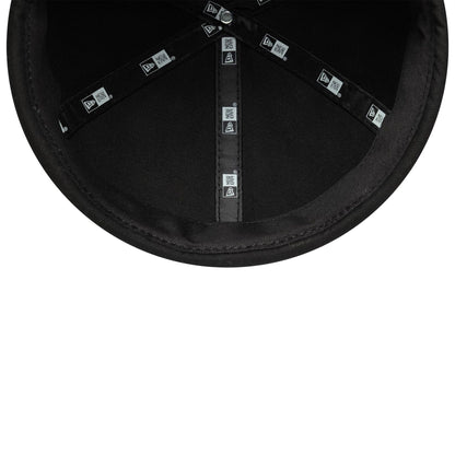 This is a Cotton Twill Docker Black Skull Knit Beanie Hat 7