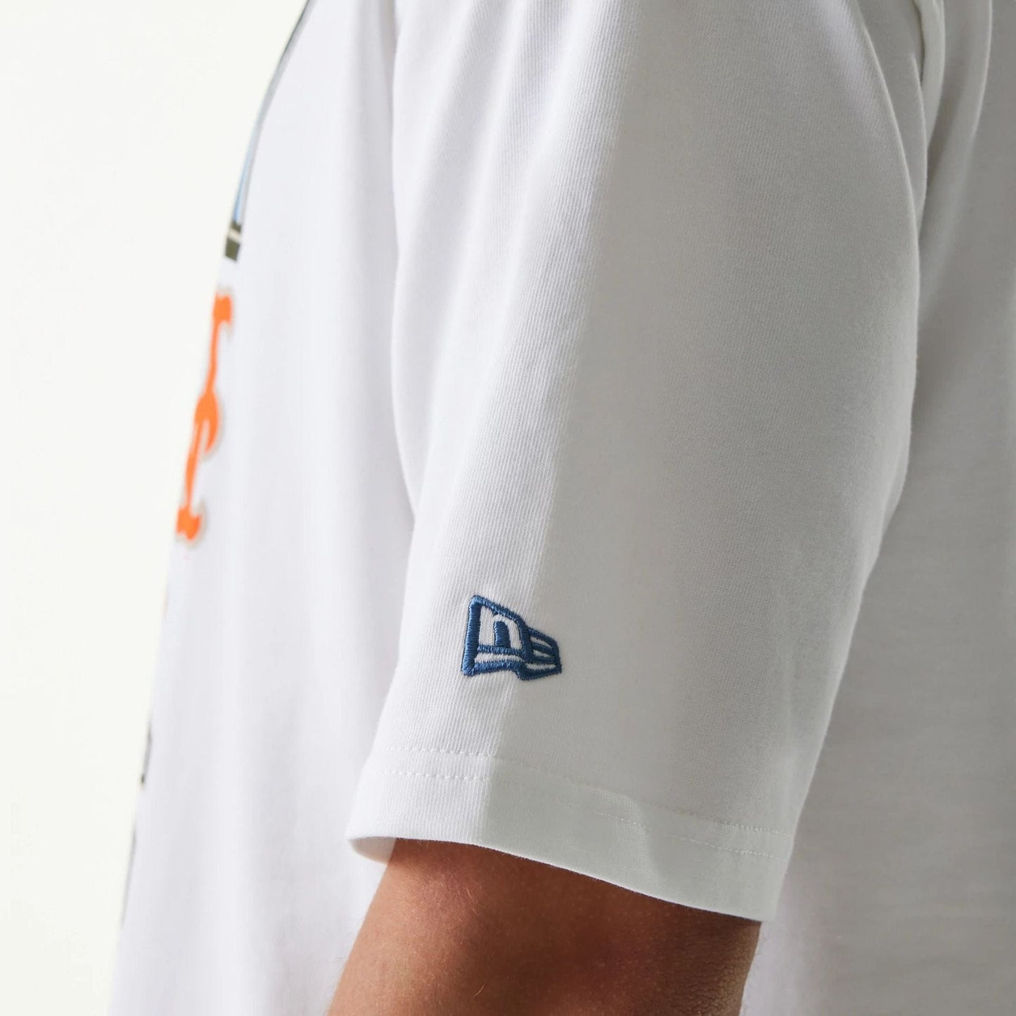 The Male model is wearing MLB Subway Series White Oversized T-Shirt 5