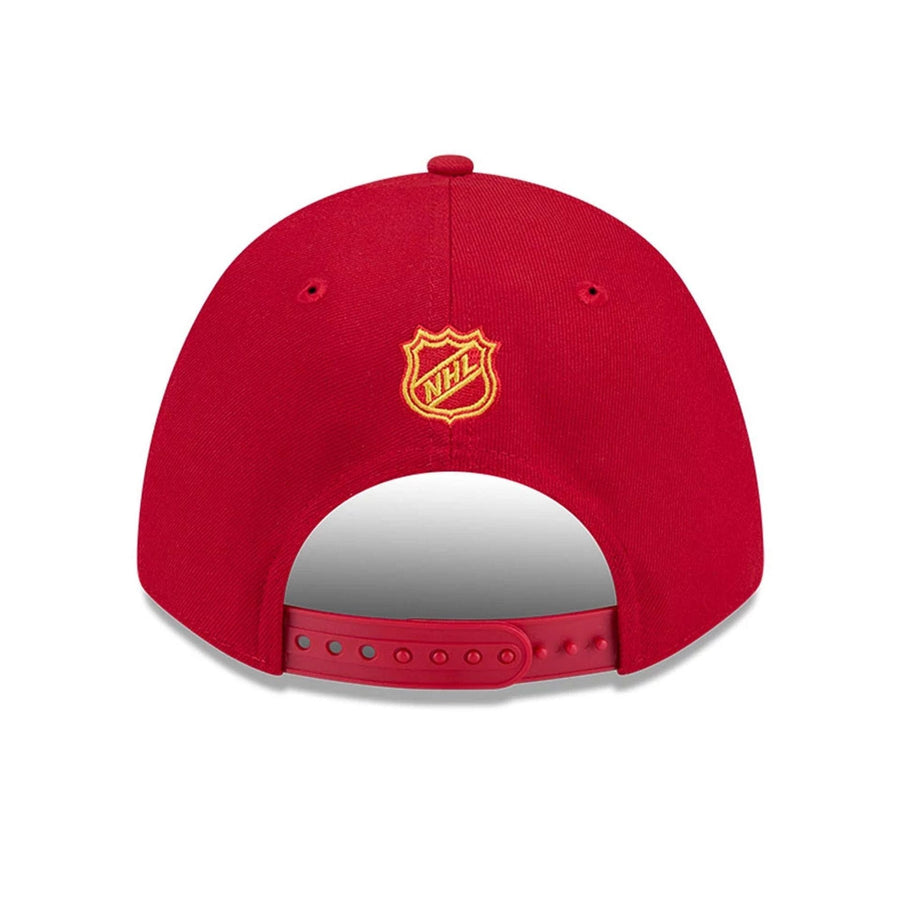 This is a Calgary Flames NHL Team Red 9FORTY M-Crown Adjustable Cap 7