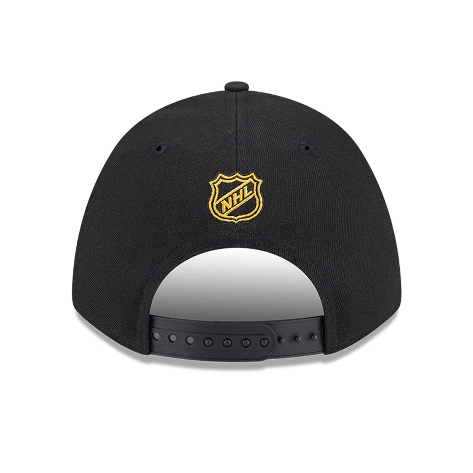 This is a Boston Bruins NHL Team Black 9FORTY M-Crown Adjustable Cap 5