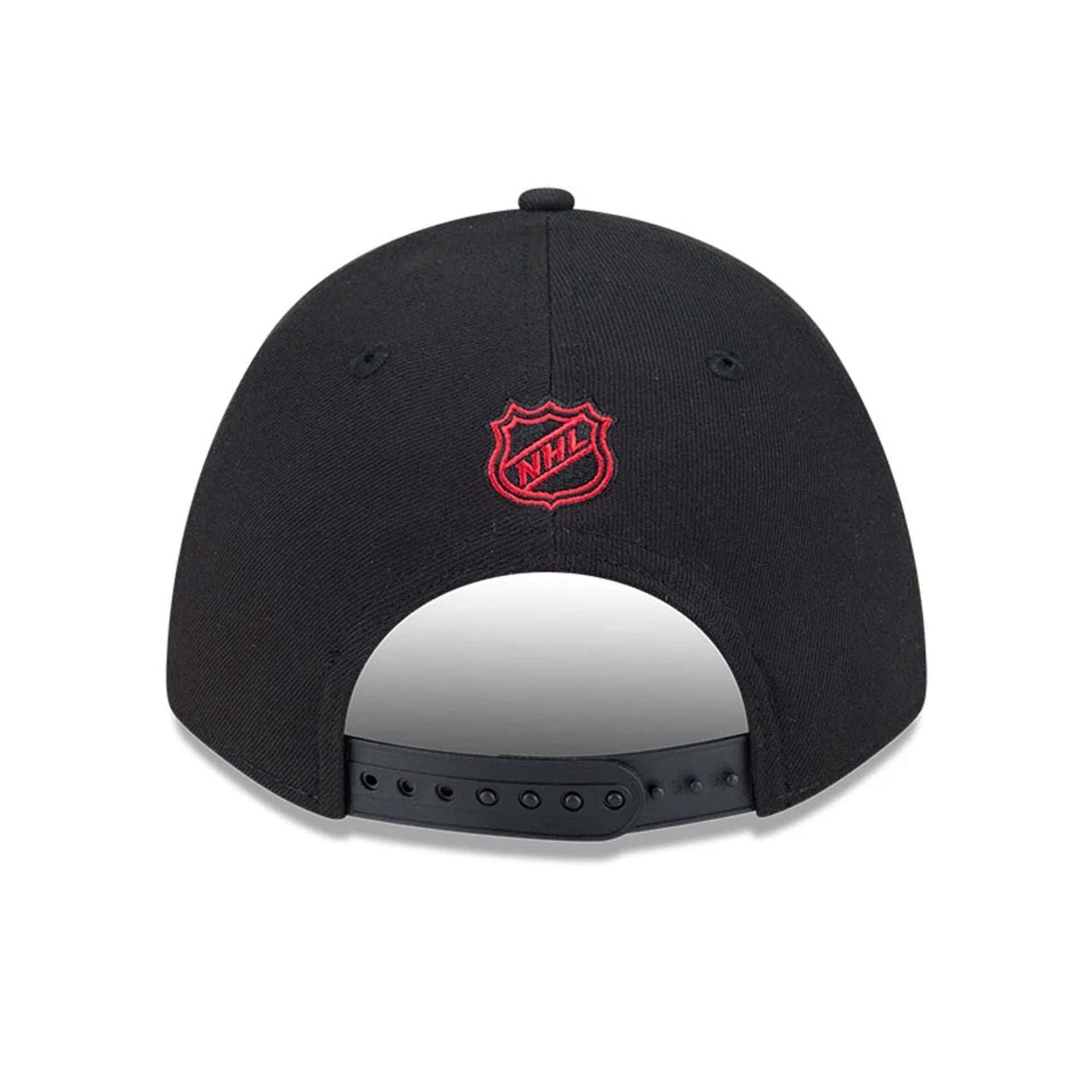 This is a Ottawa Senators NHL Team Black 9FORTY M-Crown Adjustable Cap 7