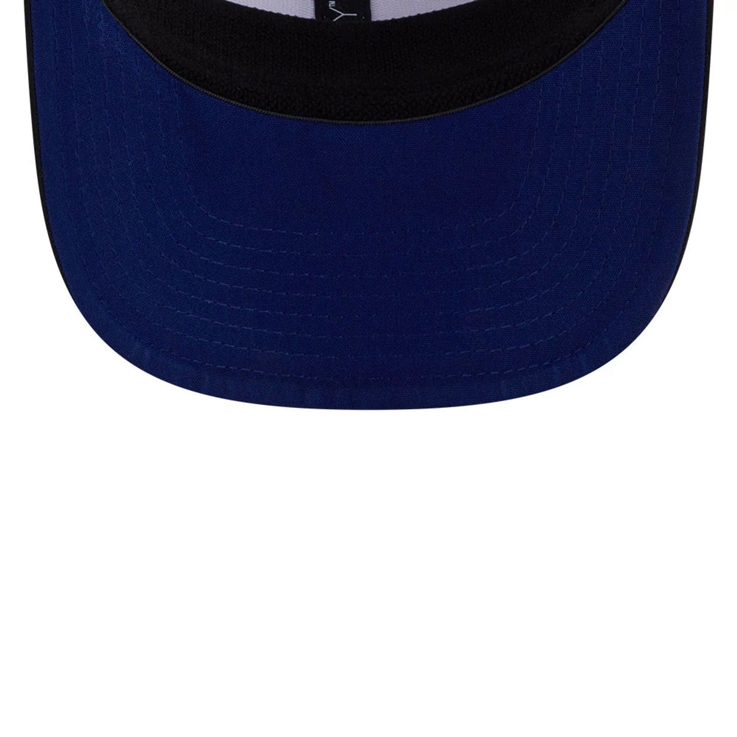 This is a Smash Patch LIV Golf 2025 White 9SEVENTY Stretch Snap Adjustable Cap 2