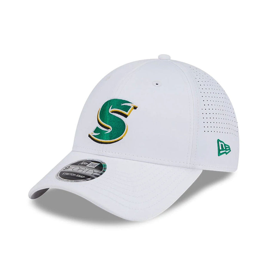 This is a Stinger LIV Golf 2025 White 9FORTY Adjustable Cap 1