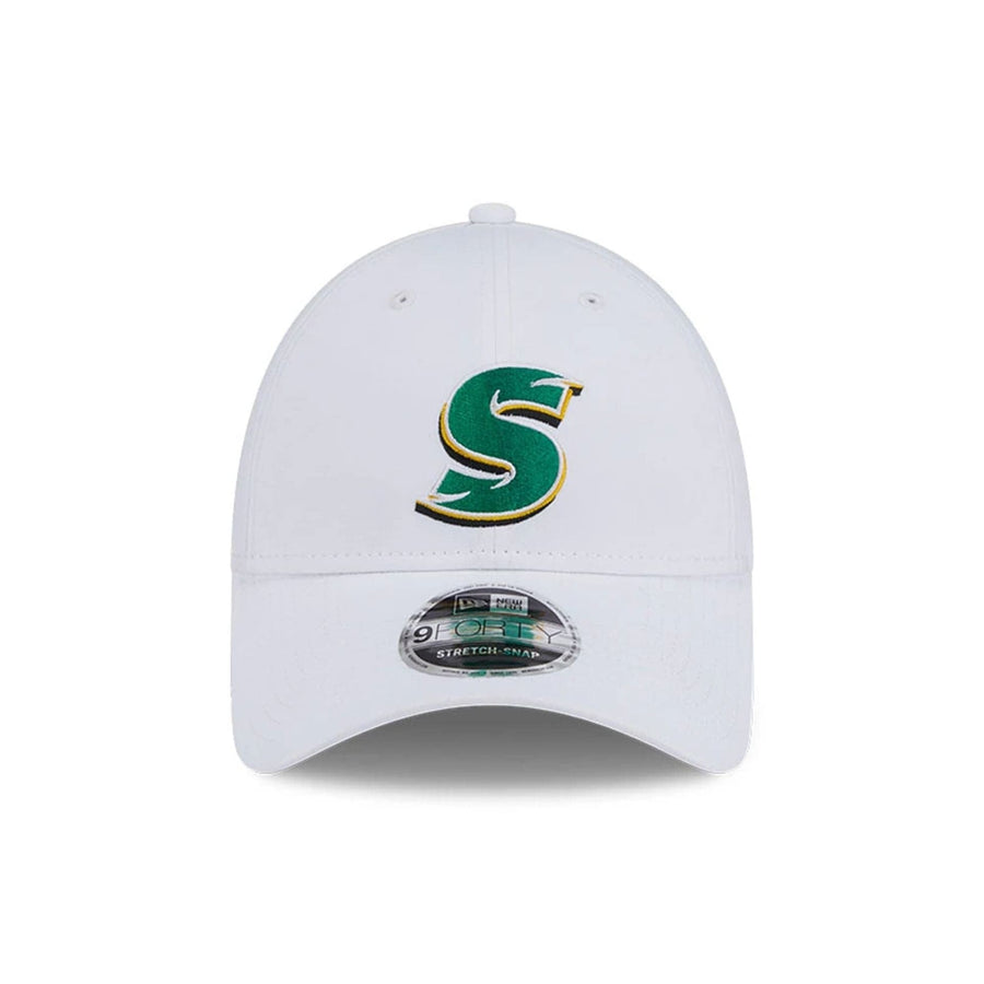This is a Stinger LIV Golf 2025 White 9FORTY Adjustable Cap 2