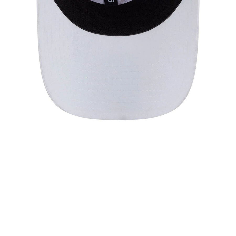 This is a Stinger LIV Golf 2025 White 9FORTY Adjustable Cap 7