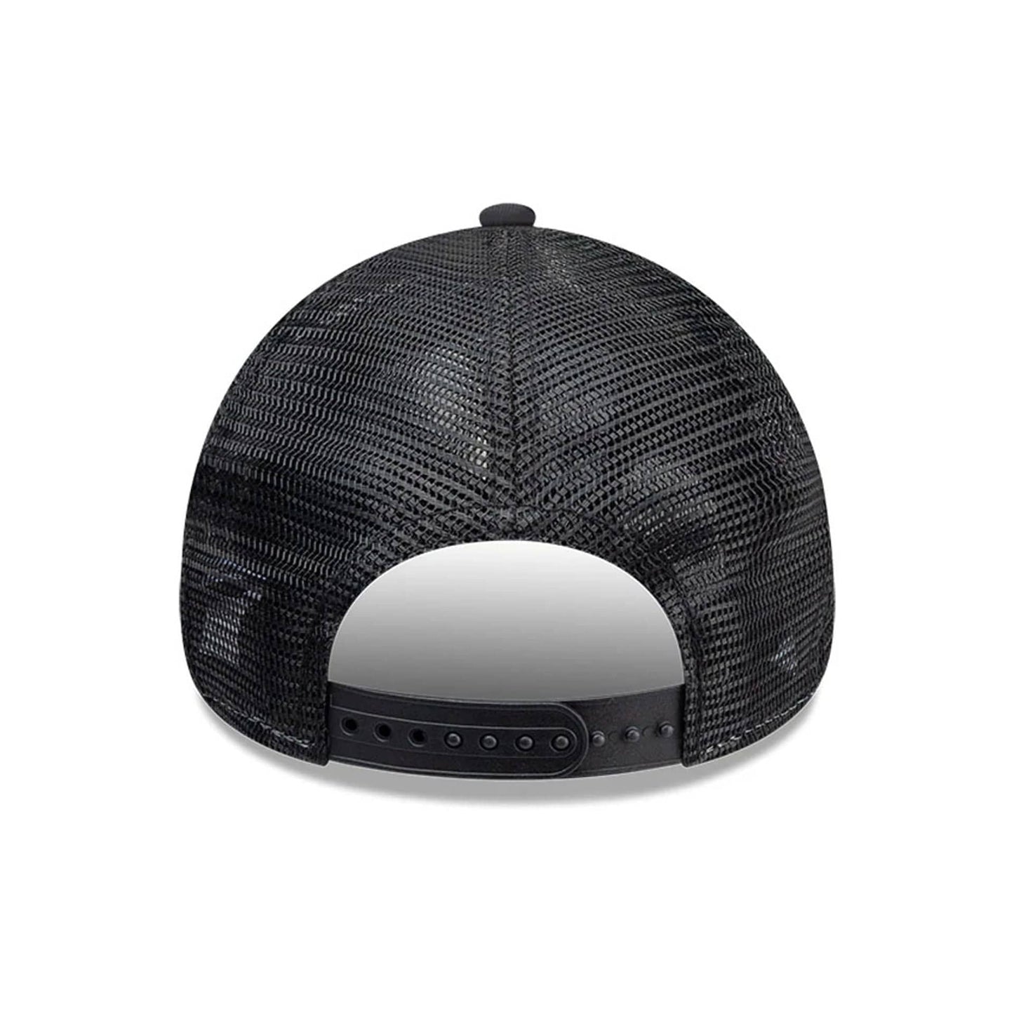 This is a Bugs Bunny Looney Tunes Cream 9FORTY A-Frame Trucker Adjustable Cap 5