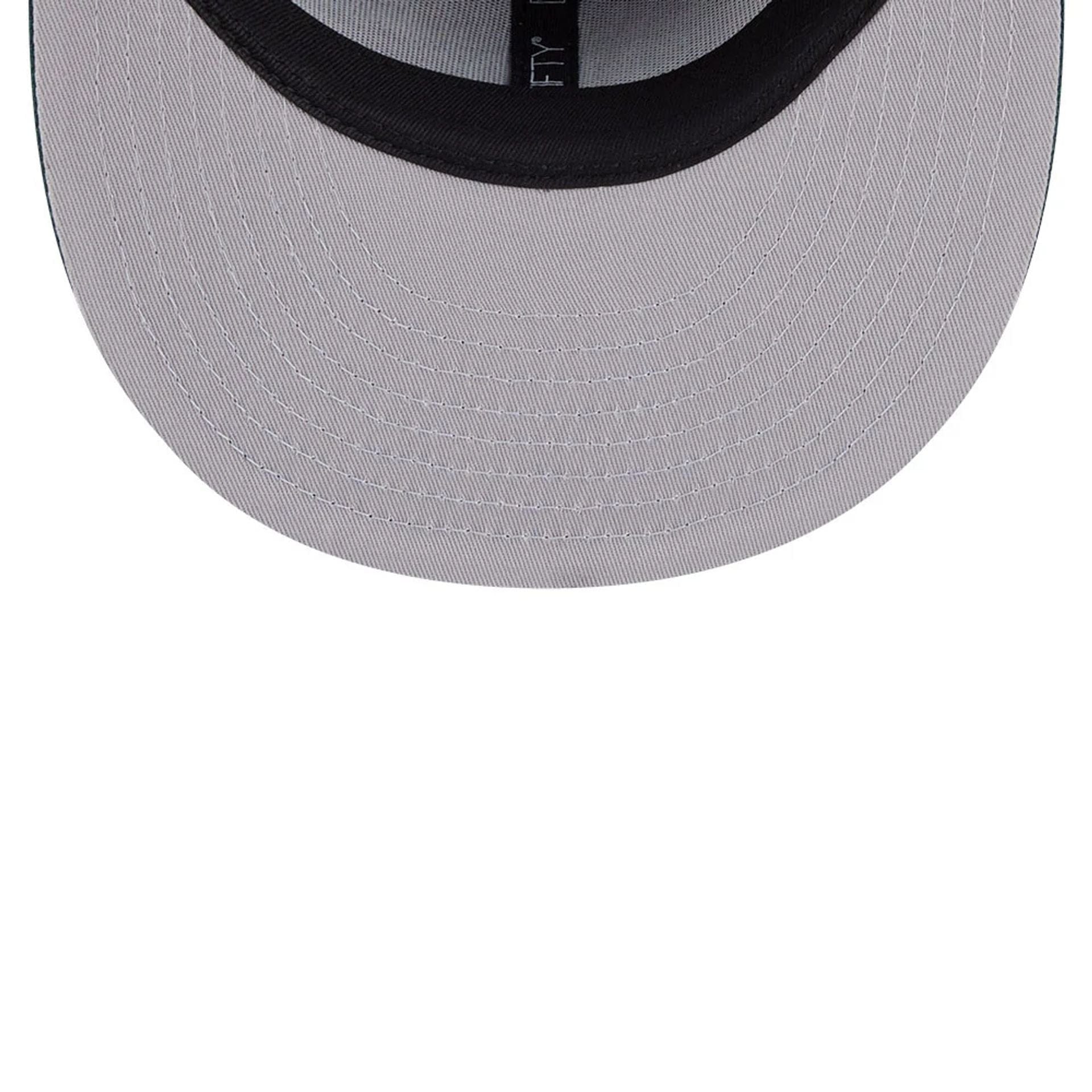 This is a Friends Dark Green 59FIFTY Fitted Cap 2