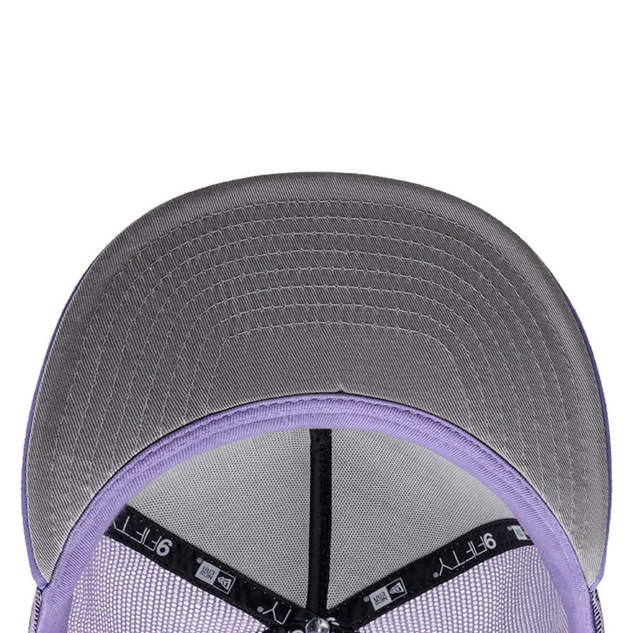 This is a Taz Looney Tunes Purple 9FIFTY A-Frame Trucker Adjustable Cap 2