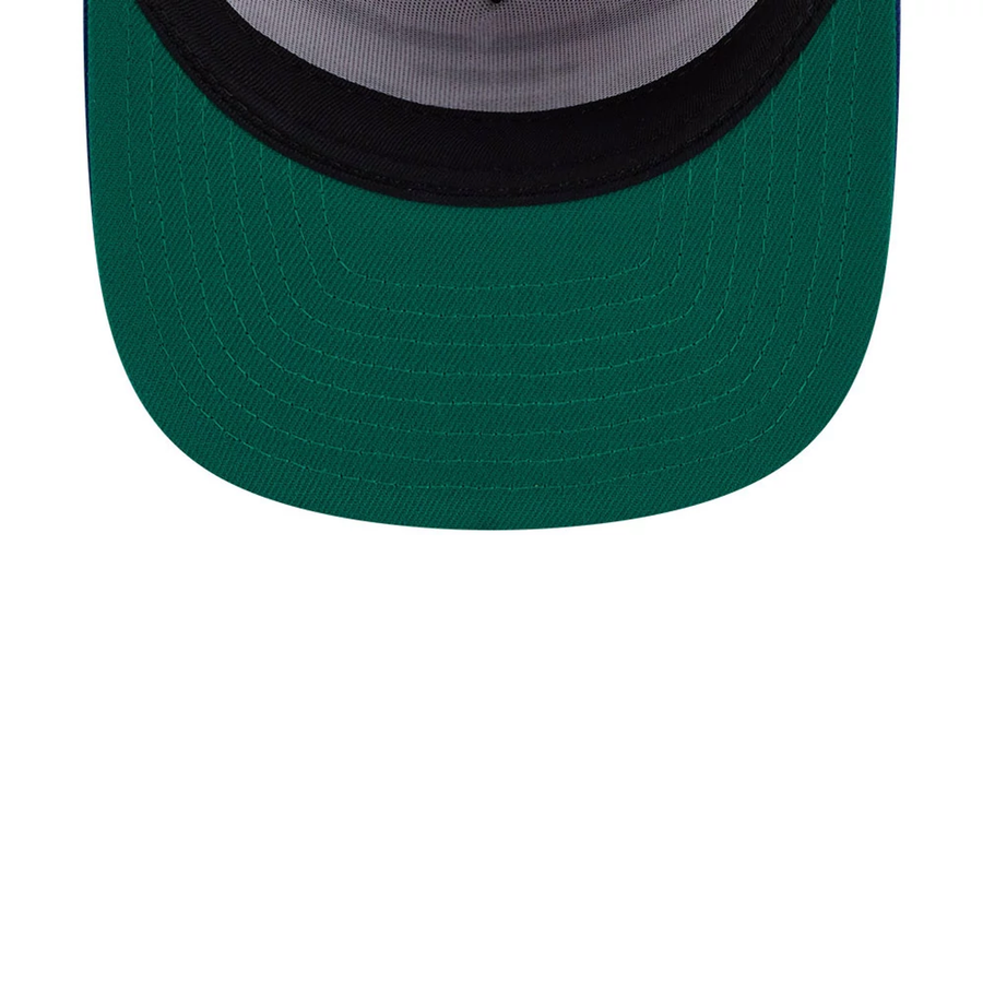 This is a Atlanta Braves Summer Derby White 59FIFTY A-Frame Fitted Cap 2