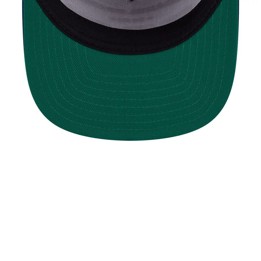 This is a Atlanta Braves Summer Derby White 59FIFTY A-Frame Fitted Cap 2