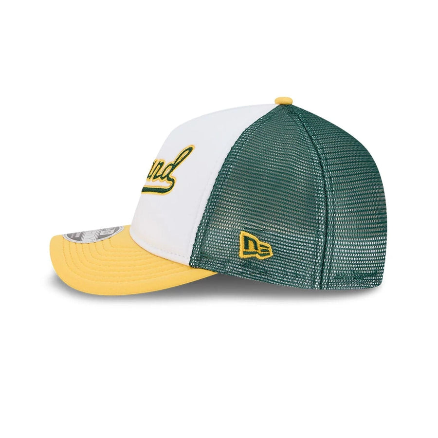 This is a Oakland Athletics Summer Derby White 9FORTY M-Crown A-Frame Adjustable Cap 6