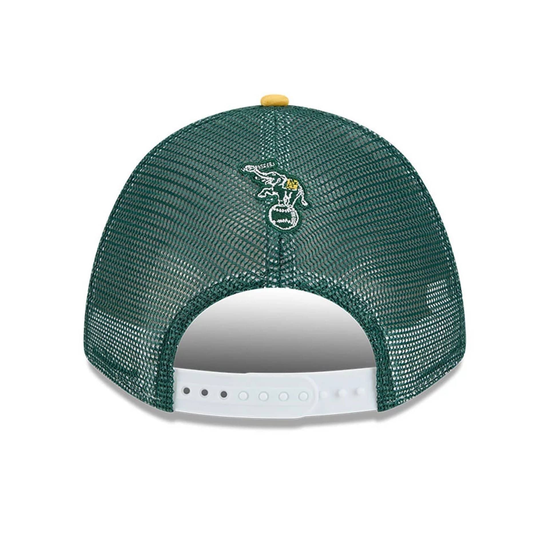 This is a Oakland Athletics Summer Derby White 9FORTY M-Crown A-Frame Adjustable Cap 7