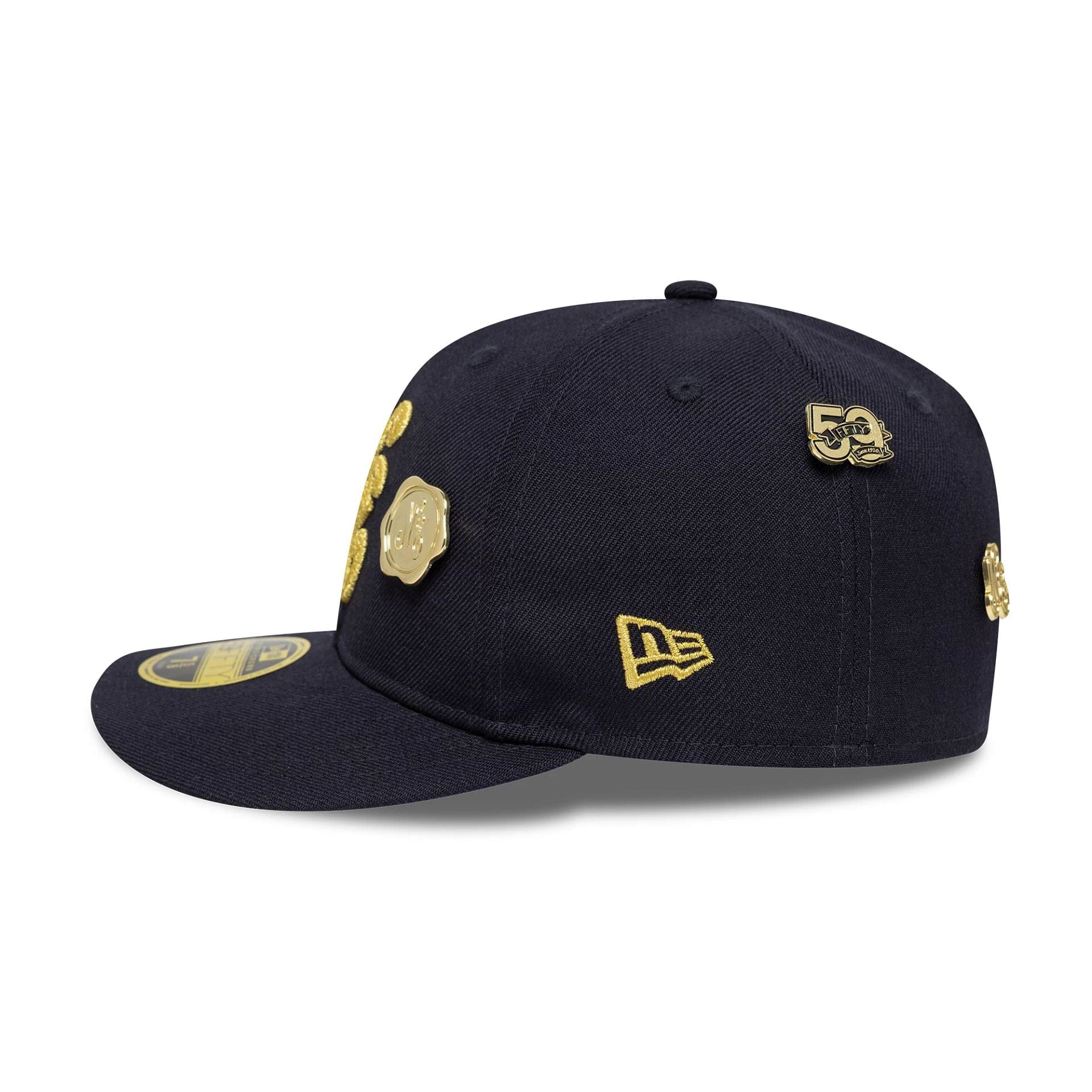 This is a New Era Wool 59FIFTY Day 2025 Navy Retro Crown 59FIFTY Fitted Cap 2