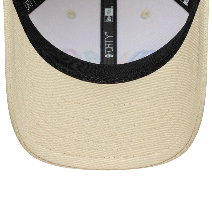 This is a AC Milan Wordmark Cream 9FORTY M-Crown Adjustable Cap 7