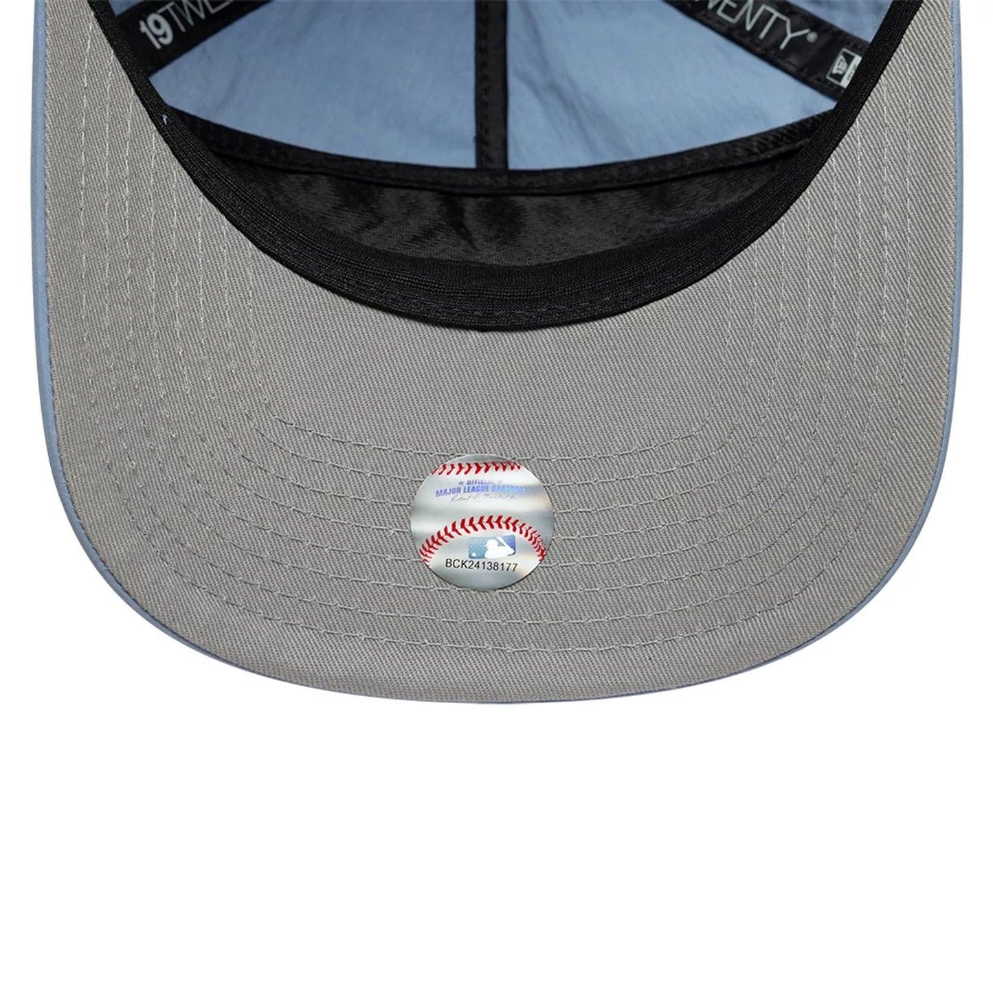 This is a New York Yankees MLB Nylon Open Blue 19TWENTY Adjustable Cap. 2