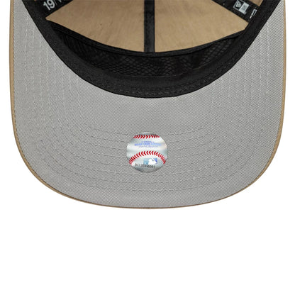 This is a LA Dodgers MLB Nylon Open Beige 19TWENTY Adjustable Cap 2