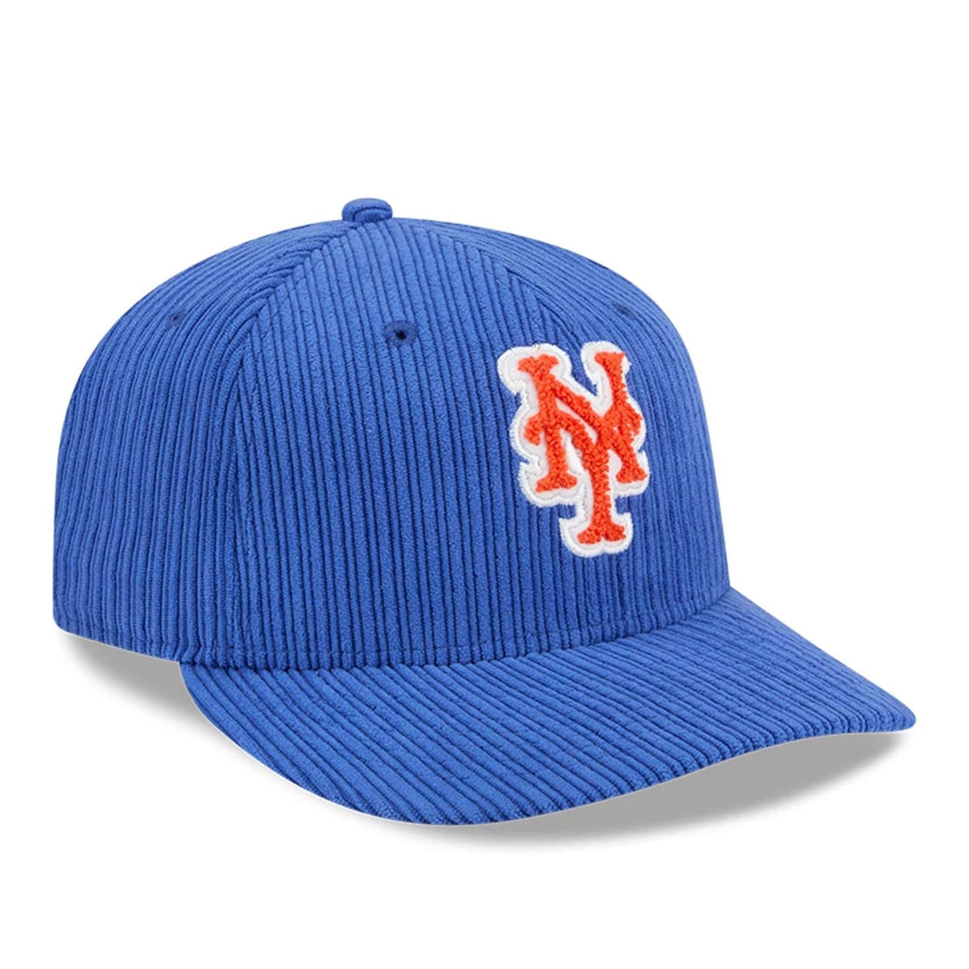This is a New York Mets MLB Chenille Pop Blue 59FIFTY Fitted Cap 4