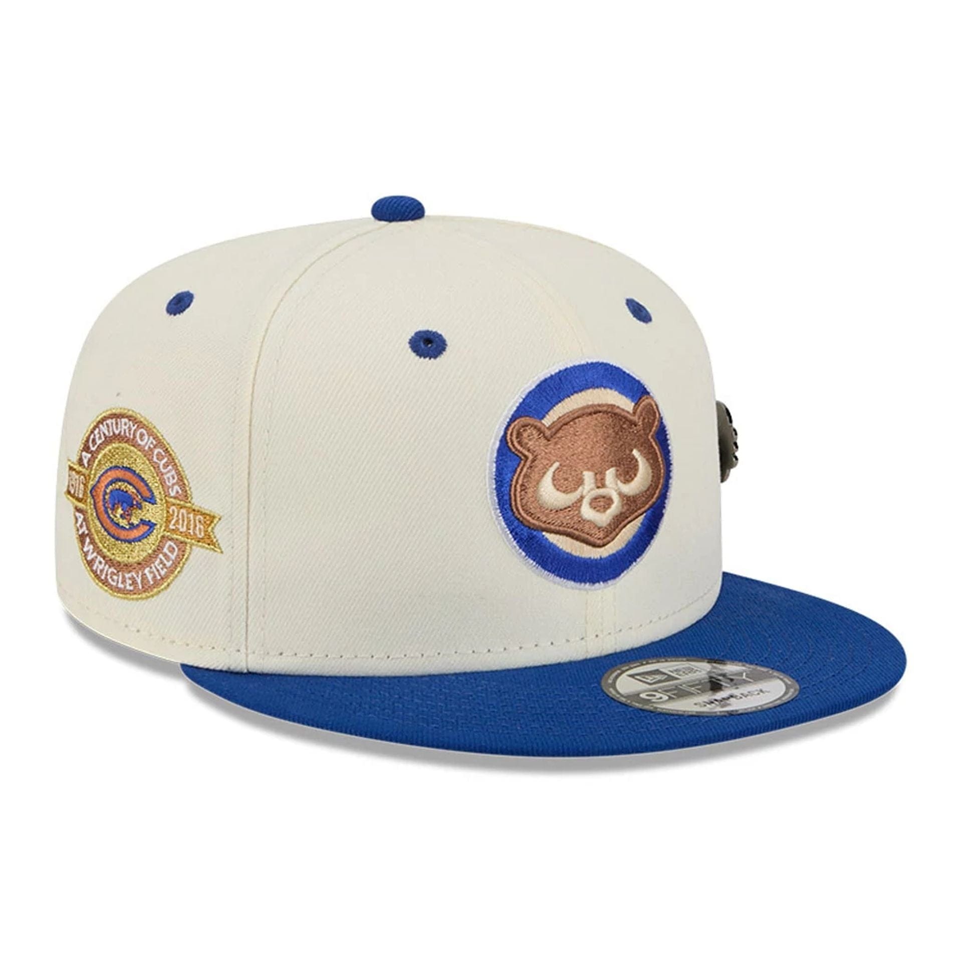 This is a Chicago Cubs MLB Mascot Pin Blue 9FIFTY Snapback Adjustable Cap 4
