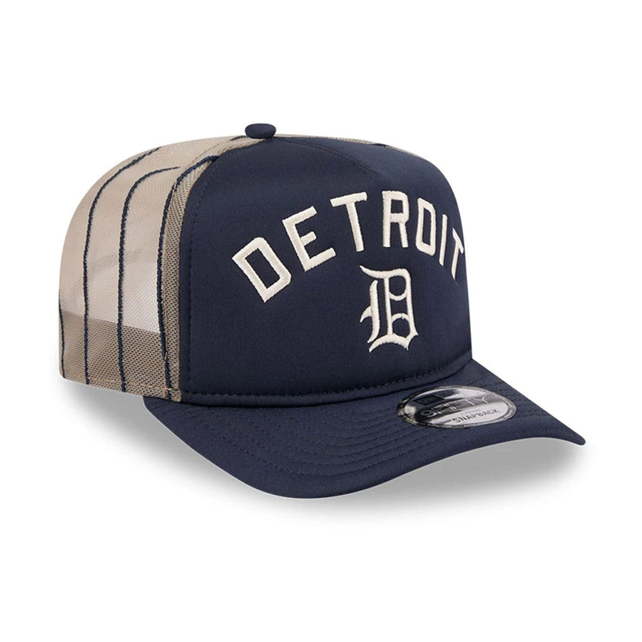 This is a Detroit Tigers MLB Arched Navy 9FIFTY A-Frame Trucker Adjustable Cap 4