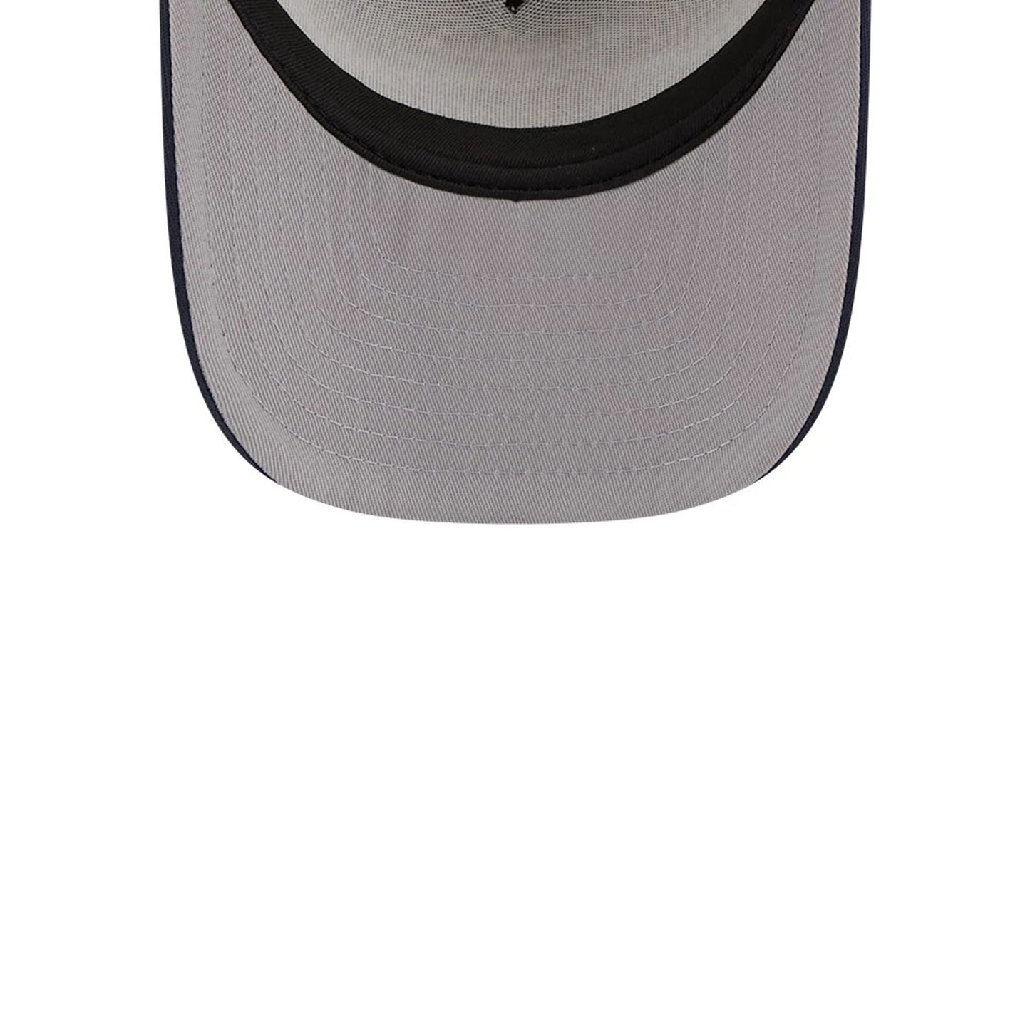 This is a Detroit Tigers MLB Arched Navy 9FIFTY A-Frame Trucker Adjustable Cap 2