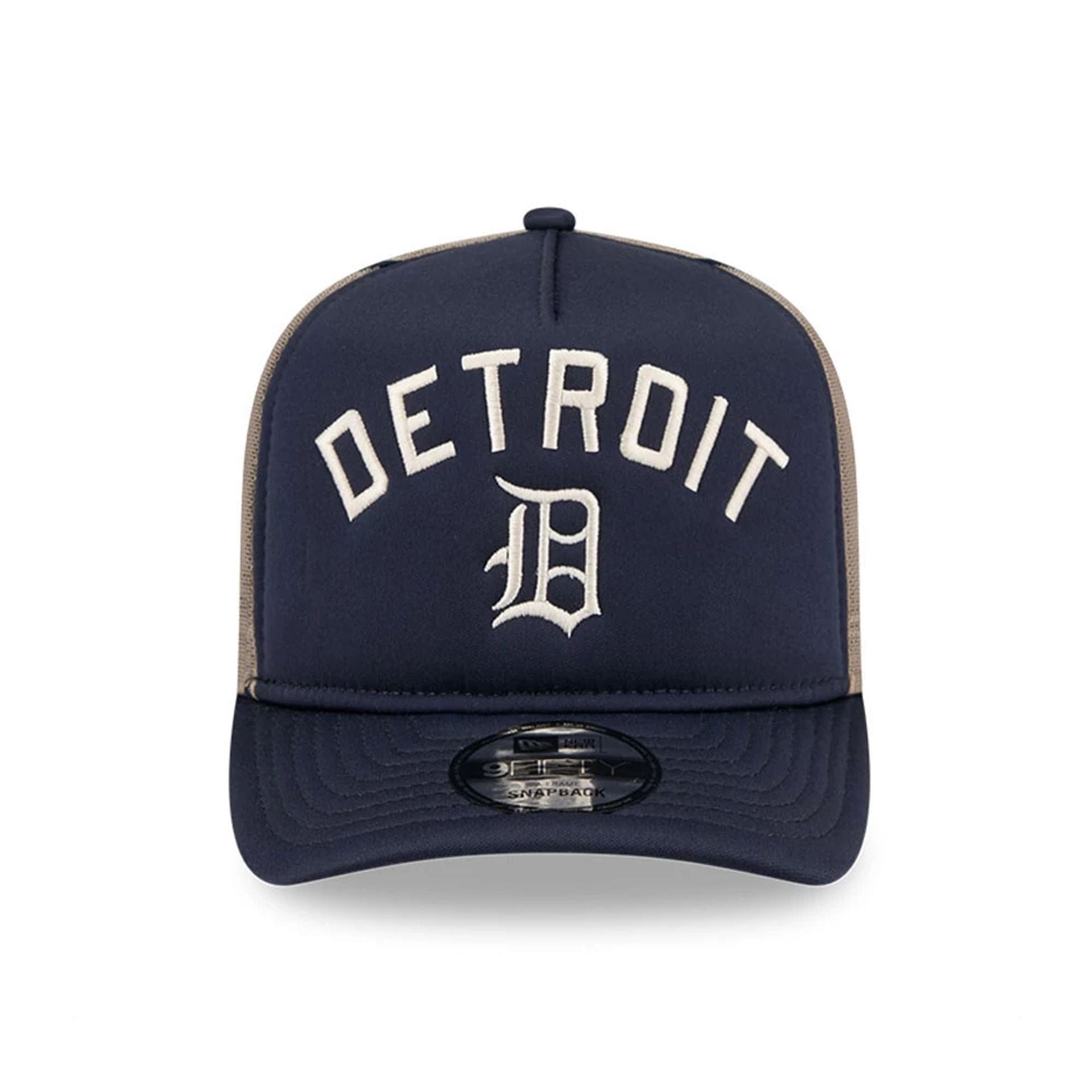 This is a Detroit Tigers MLB Arched Navy 9FIFTY A-Frame Trucker Adjustable Cap 3