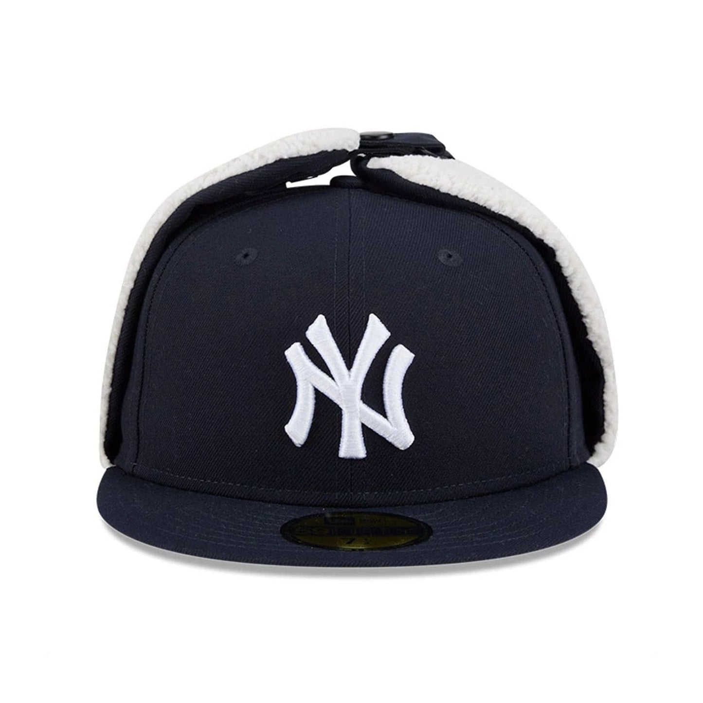 This is a New York Yankees MLB Classic Navy Dogear 59FIFTY Fitted Cap 3