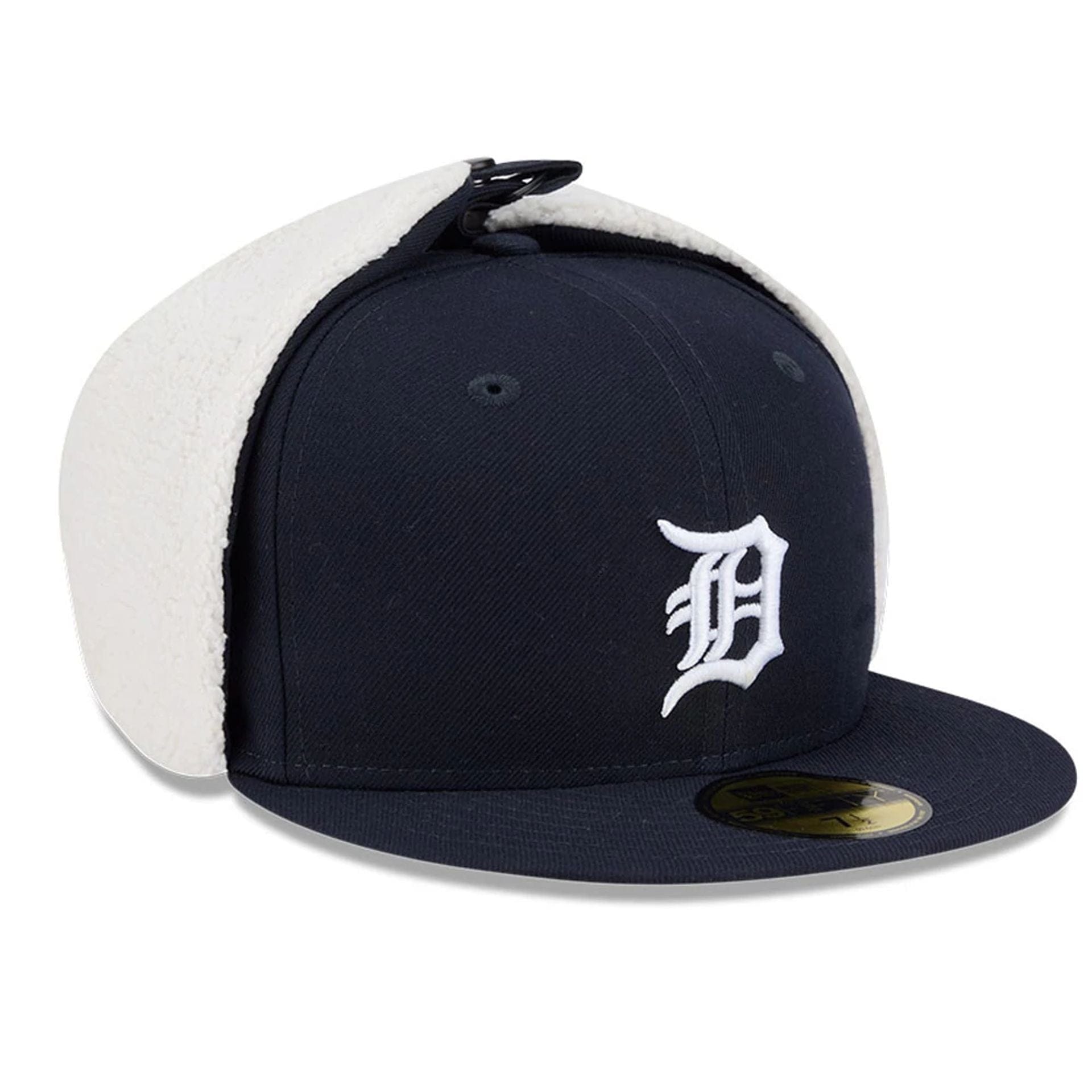 This is a Detroit Tigers MLB Classic Navy Dogear 59FIFTY Fitted Cap 4