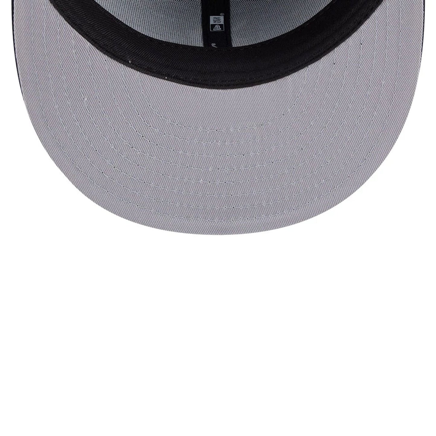 This is a Detroit Tigers MLB Classic Navy Dogear 59FIFTY Fitted Cap 2