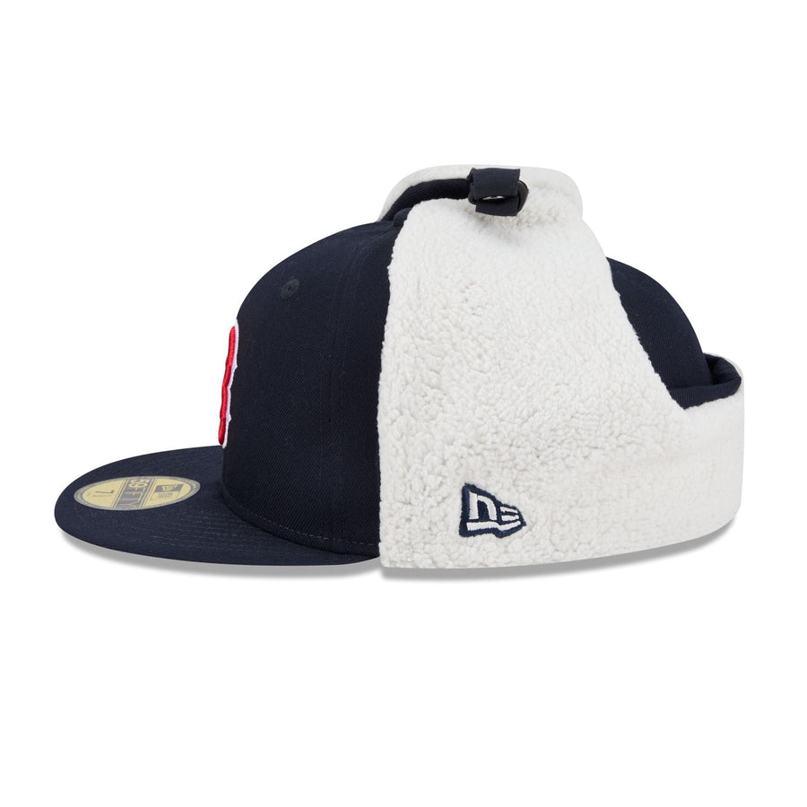 This is a Boston Red Sox MLB Classic Navy Dogear 59FIFTY Fitted Cap 6