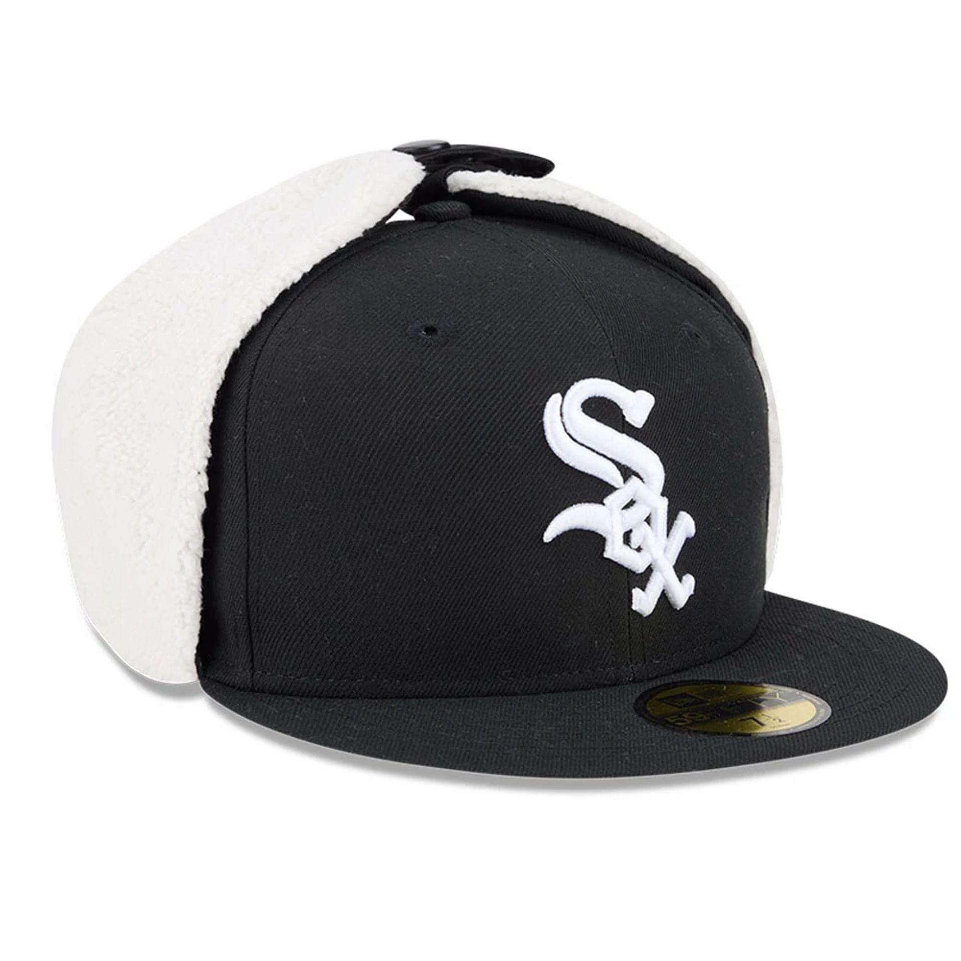 This is a Chicago White Sox MLB Classic Black Dogear 59FIFTY Fitted Cap 4