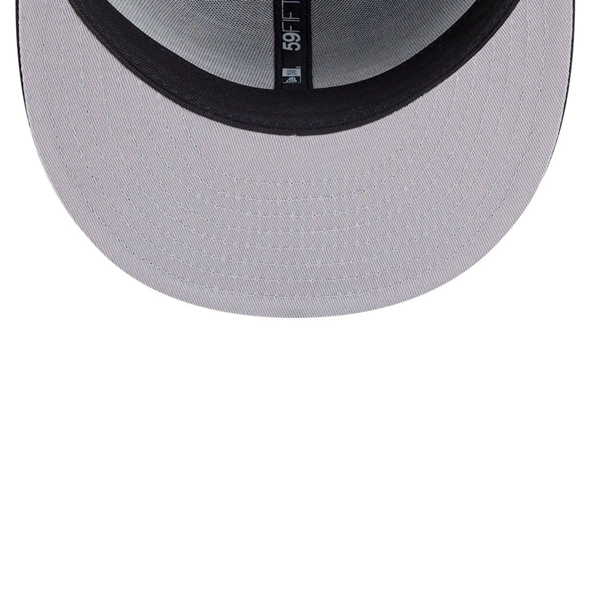 This is a New York Jets NFL Classic Black Dogear 59FIFTY Fitted Cap 2