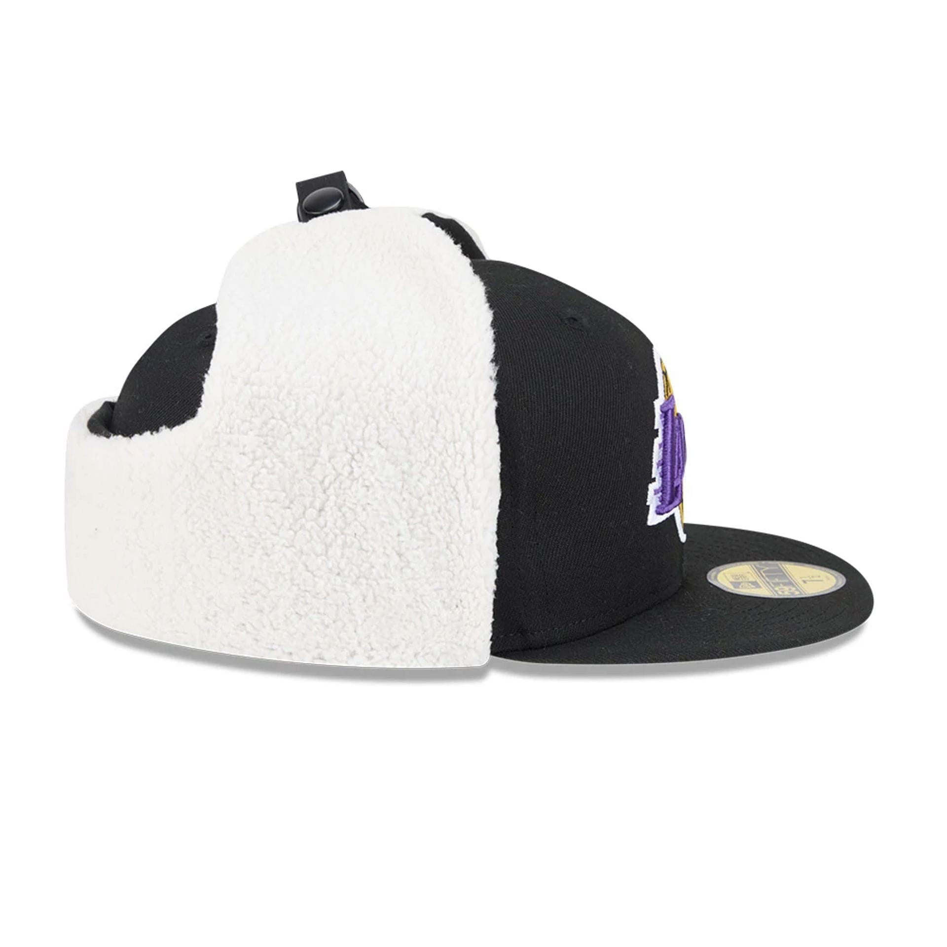 This is a LA Lakers NBA Classic Black Dogear 59FIFTY Fitted Cap 7