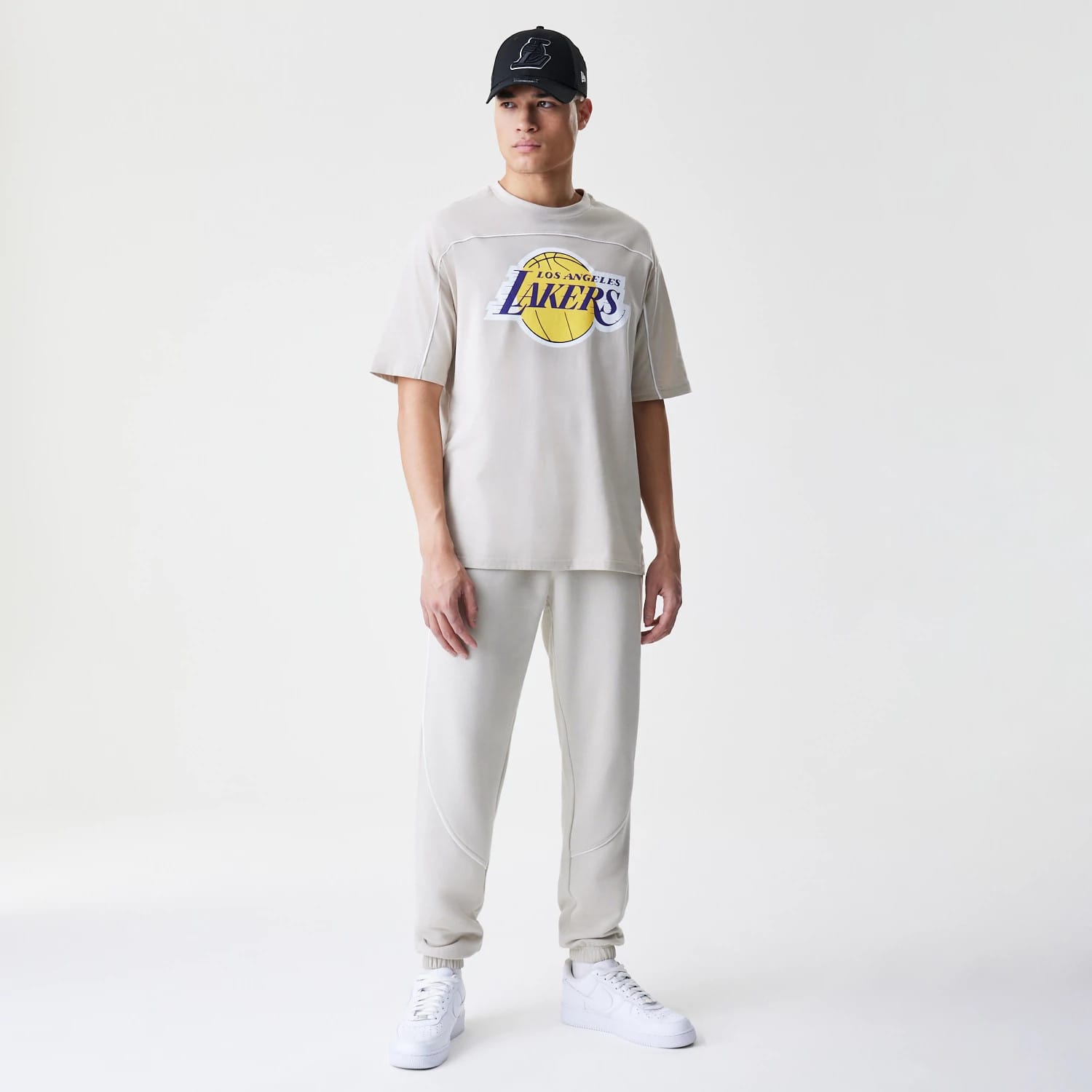 NBA Piping LA Lakers Light Beige Oversized T-Shirt | NEC EU