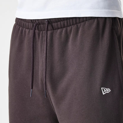 The Male model is wearing New York Yankees MLB Midi League Essential Dark Brown Joggers 6