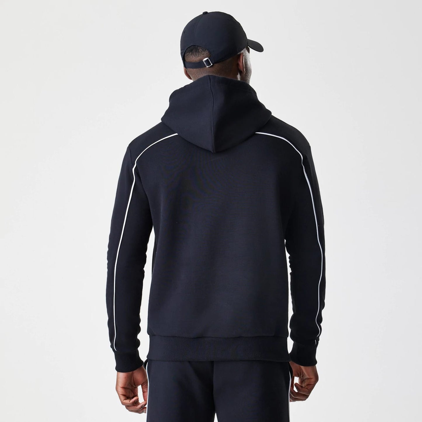 The Male model is wearing Chicago Bulls NBA Piping Black Oversized Pullover Hoodie 2
