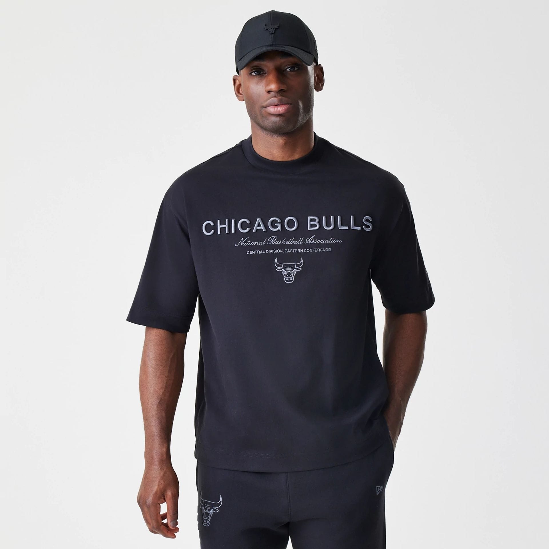 NBA Linear Chicago Bulls Black T-Shirt | NEC EU