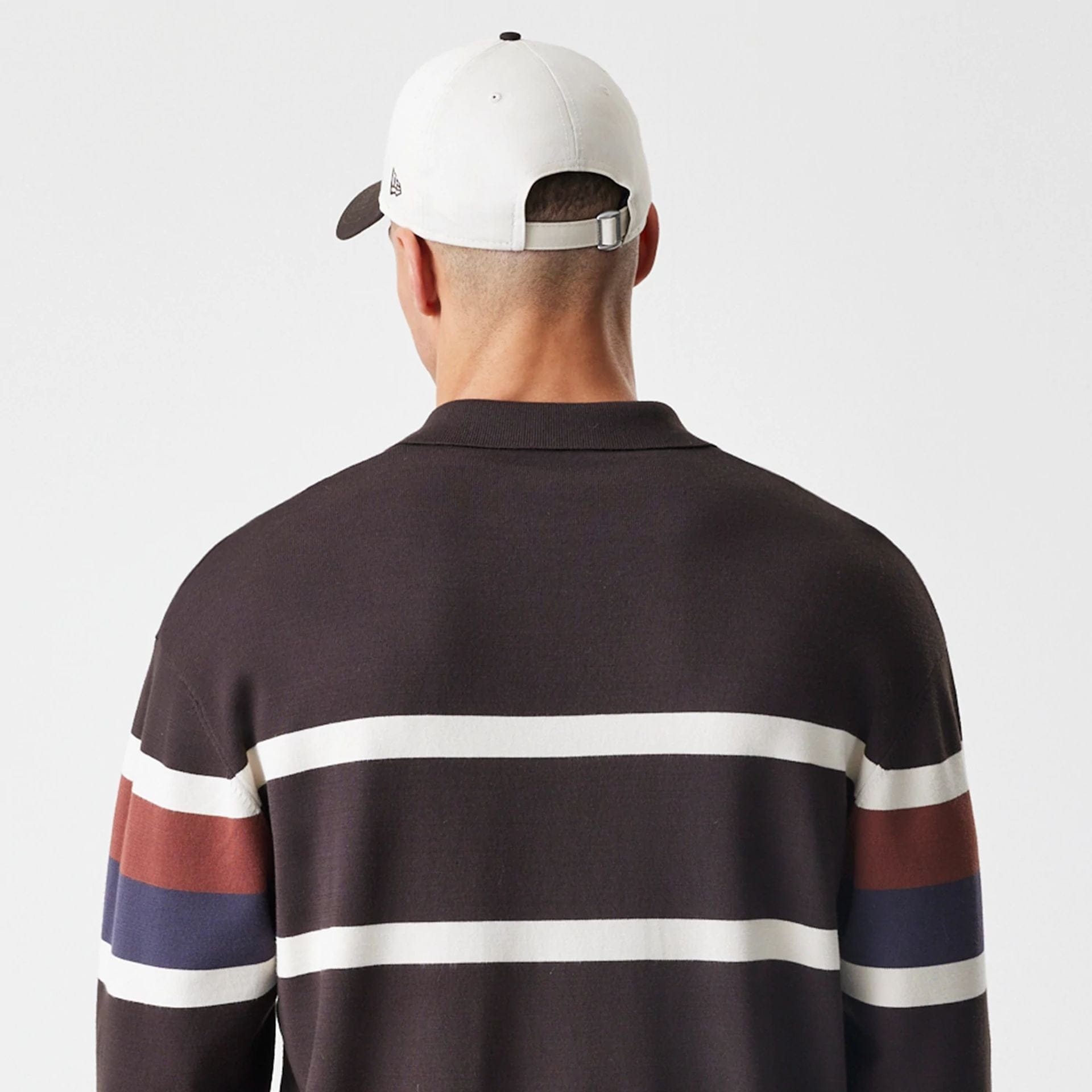 The Male model is wearing LA Dodgers MLB Knit Brown Rugby Shirt  8