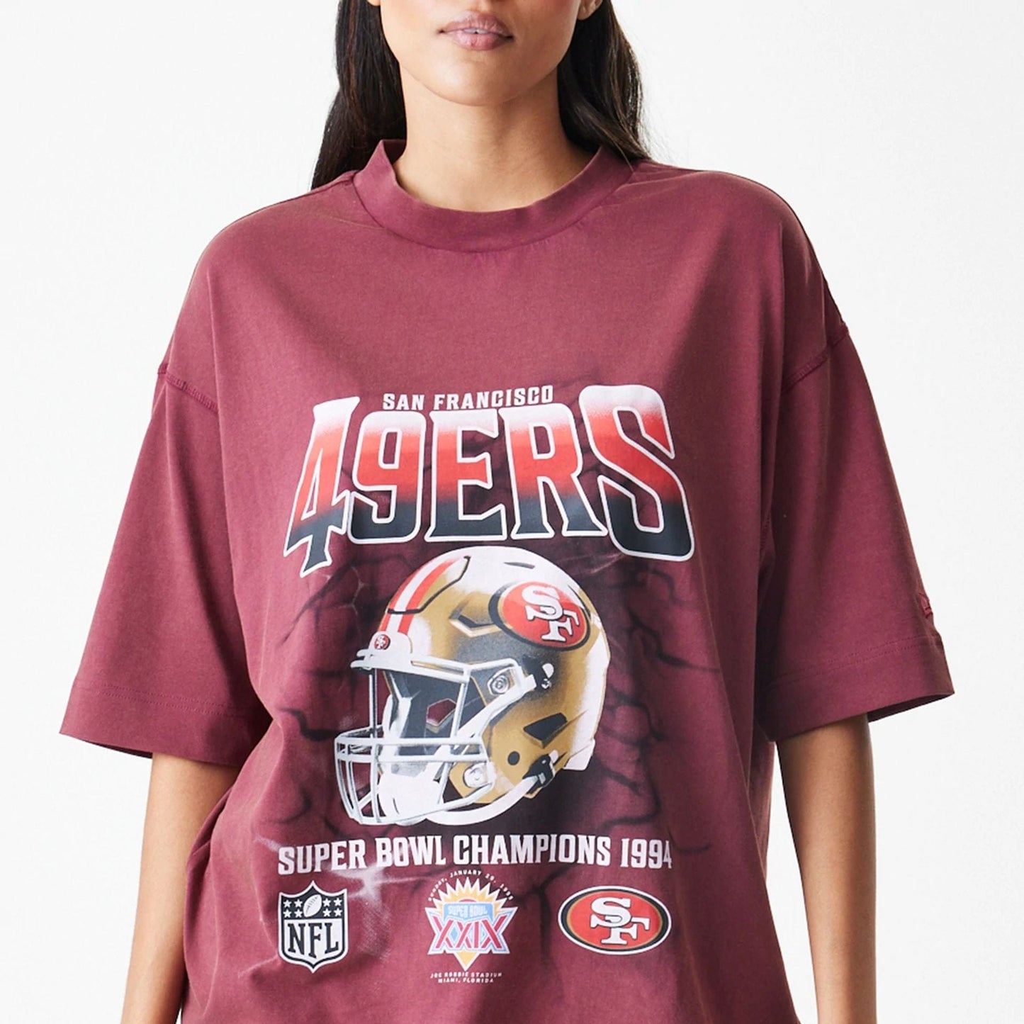 The Male model is wearing San Francisco 49ers NFL Washed Boxy Dark Red Oversized T-Shirt  6