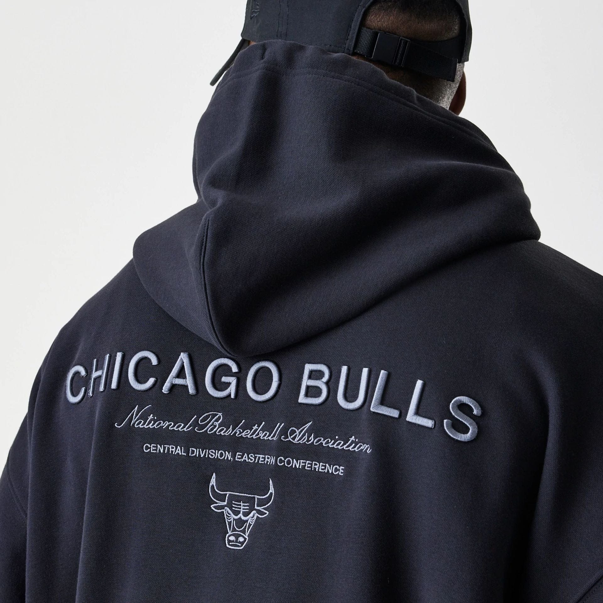 The Male model is wearing Chicago Bulls NBA Linear Black Oversized Full Zip Hoodie  7