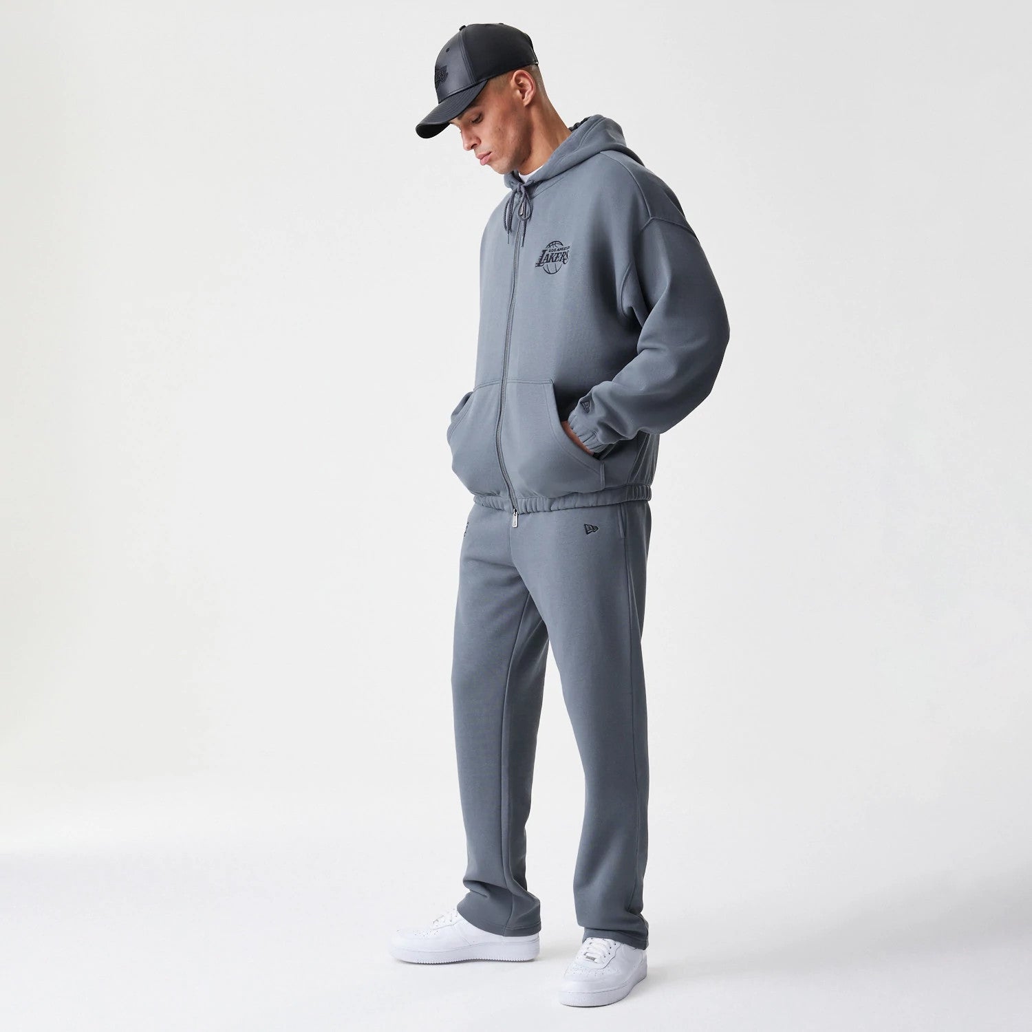 The Male model is wearing LA Lakers NBA Linear Dark Grey Oversized Full Zip Hoodie 8