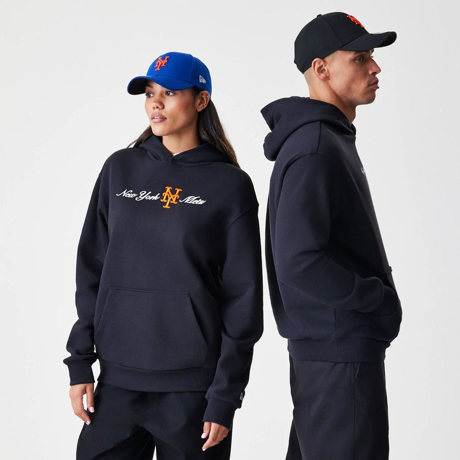The Male model is wearing New York Mets MLB Script Black Oversized Pullover Hoodie  1