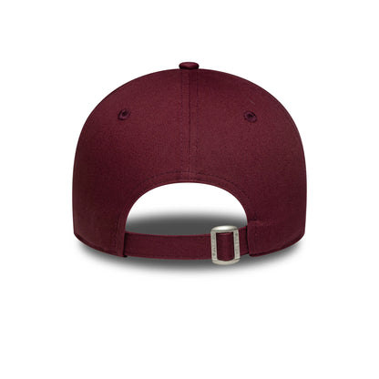 LA Dodgers Womens MLB League Essential Dark Red New Era 9TWENTY Adjustable Cap, rear view showing the dark red fabric strap with a buckle, set against the structured crown with matching eyelets and top button.