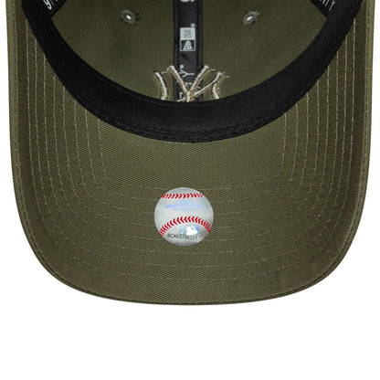 This is a New York Yankees Womens MLB League Essential Midi Dark Green 9TWENTY Adjustable Cap 5